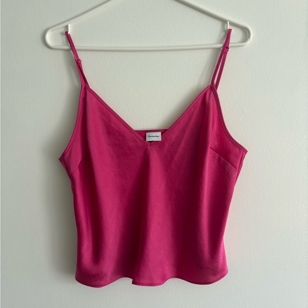 Aritzia Sunday Best Women's Satin Cami Top Magenta
